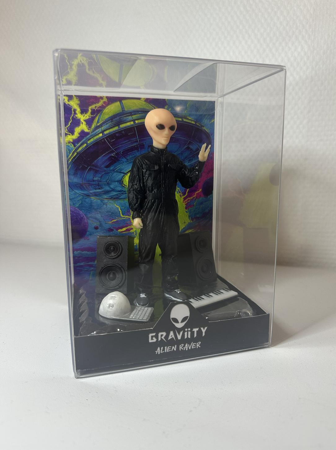 Alien Raver Figurine